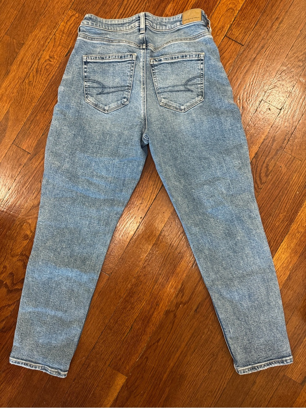 American Eagle Destroyed Mom Jeans - 4s - Picture 3 of 7